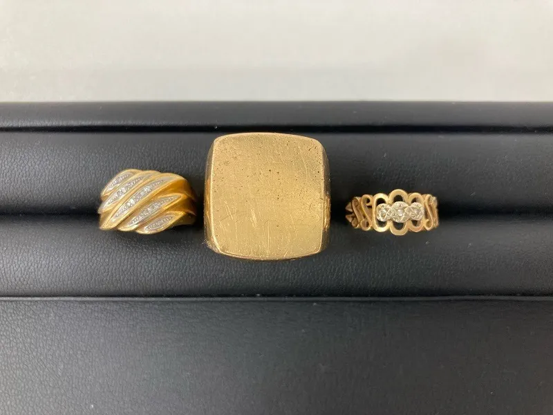 K20ゴールドリングとK18ゴールドリング2つ